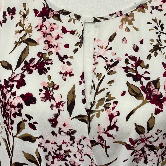 White House Black Market Floral Blouse - Picture 2 of 6